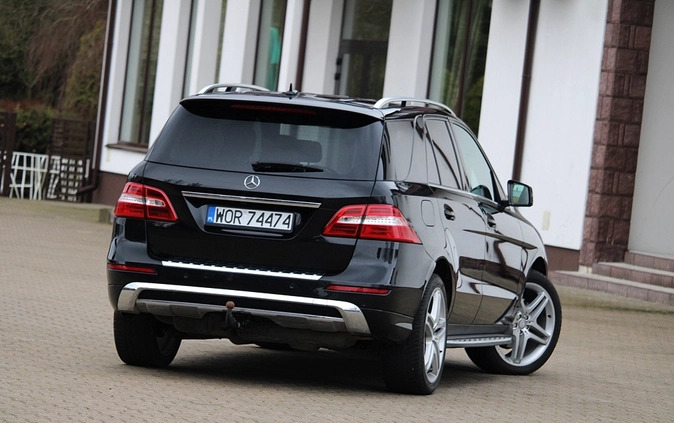 Mercedes-Benz ML cena 89900 przebieg: 207000, rok produkcji 2014 z Golub-Dobrzyń małe 232